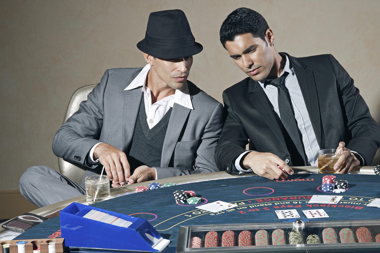 Table games and live casino Singapore